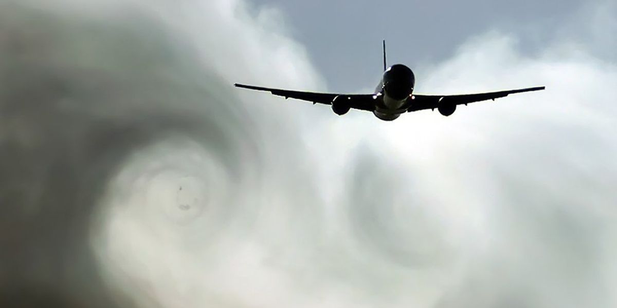egy repülőgép turbulenciában