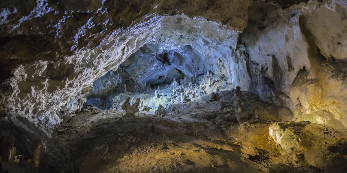Multifunkcionális csoda a föld alatt: a Bélai-barlang