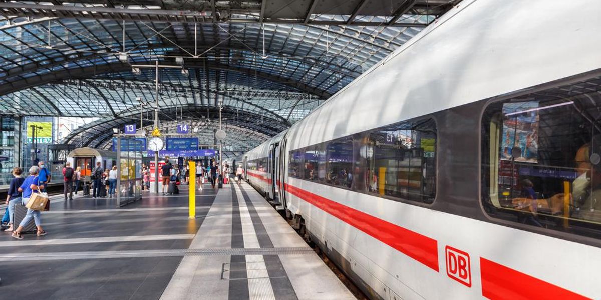 Új, szupergyors vonat Berlinből Párizsba