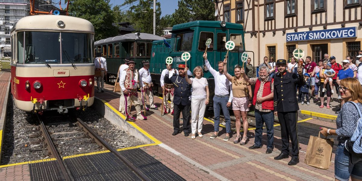 Letnú turistickú sezónu vo Vysokých Tatrách odštartujú historické električky