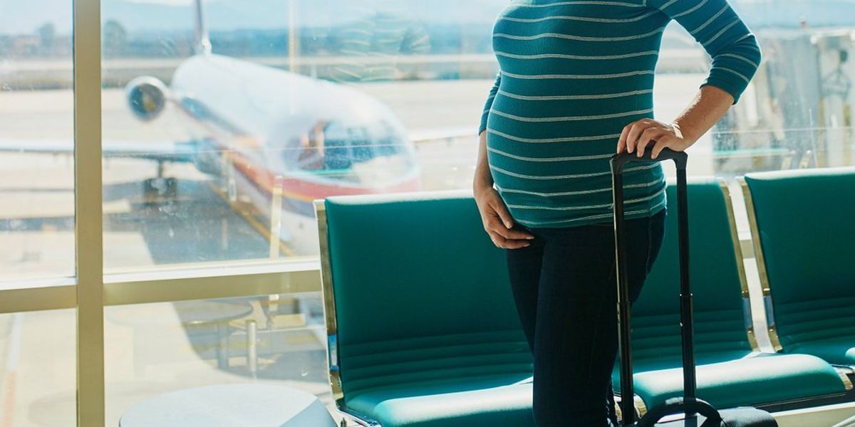 Čo sa stane, keď sa dieťa narodí v lietadle?