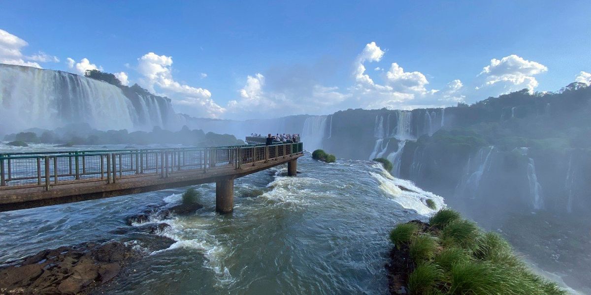 Ako vidieť dva divy sveta za jeden deň: Iguazu Falls a Itaipu