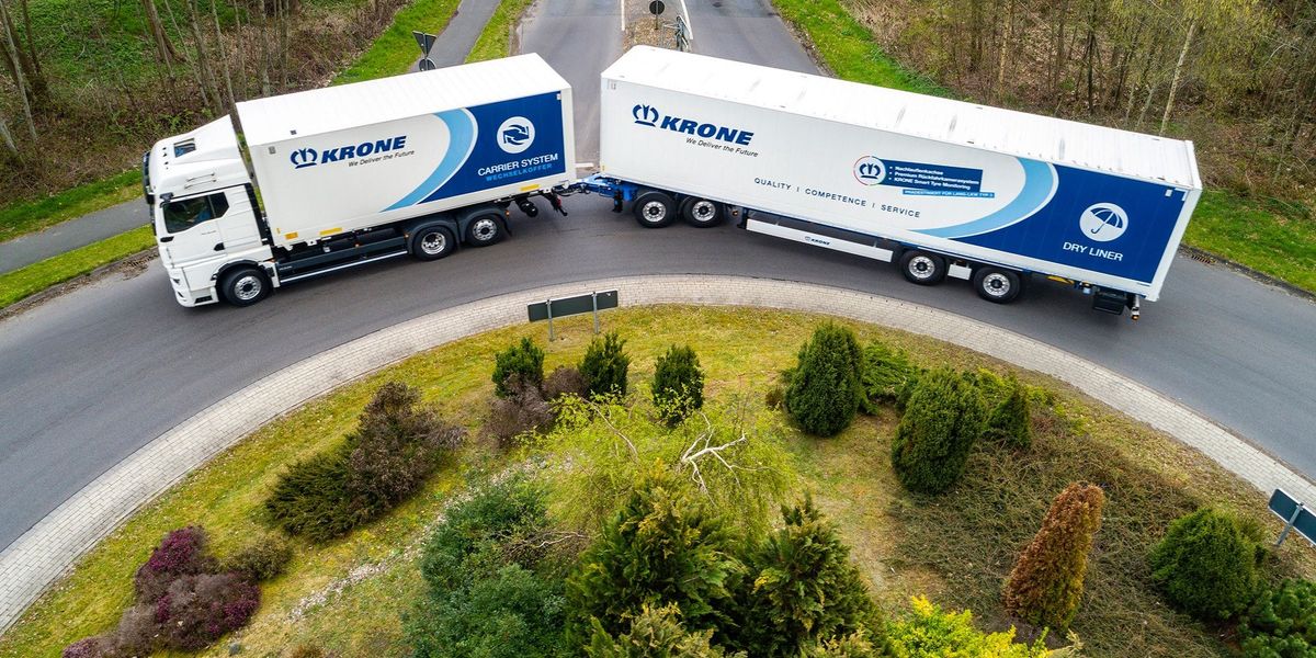 Na cestách s gigantmi: Čakajú nás na cestách 60-tonové mega kamióny?