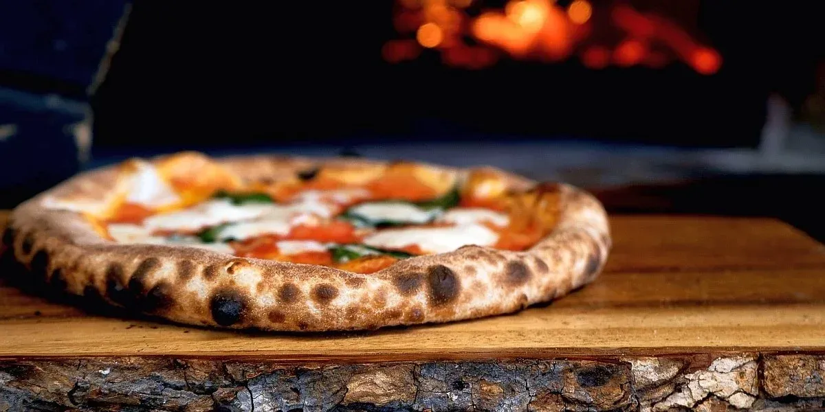 Neapol nie je iba pizza! Čo  ochutnať v ikonickom meste?
