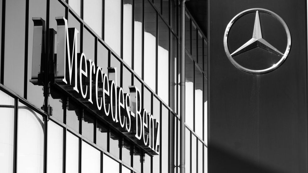 Mercedes-Benz iroda