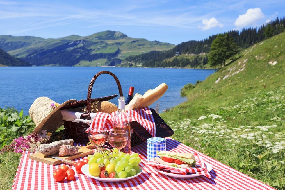 Piknik a francia alpesi hegyekben