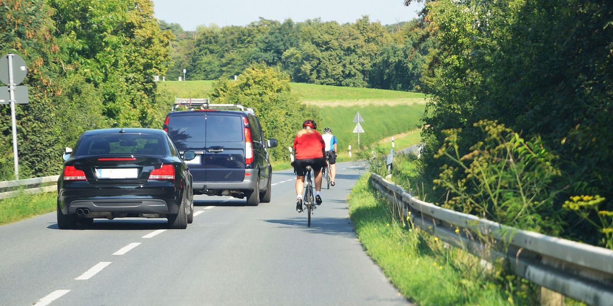 Spolu bezpečne na cestách: Tipy pre vodičov aj cyklistov