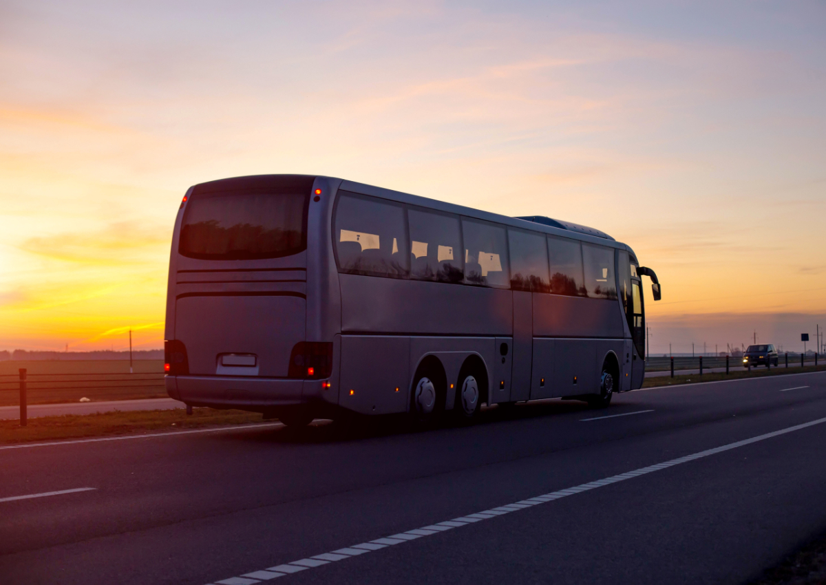 Nyolc európai várost köt össze az ősszel induló éjszakai busz