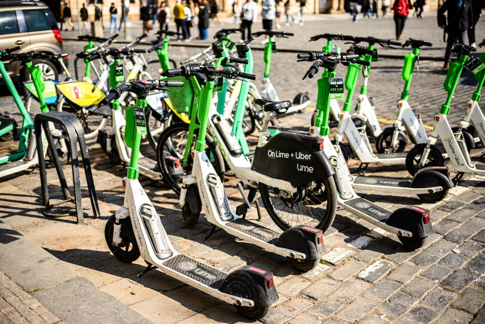 Prágából is kitiltják hamarosan az e-rollereket