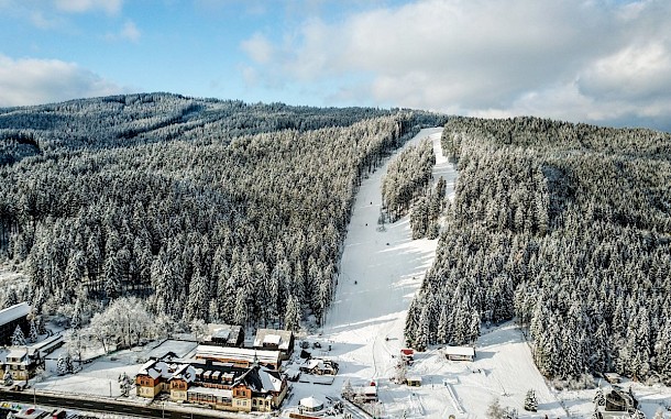 Ski Are&aacute;l B&iacute;l&aacute;