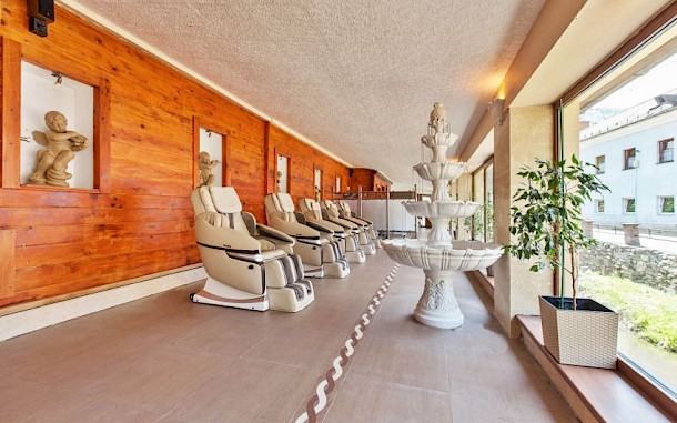 Liečebn&eacute; term&aacute;lne k&uacute;pele Sklen&eacute; Teplice