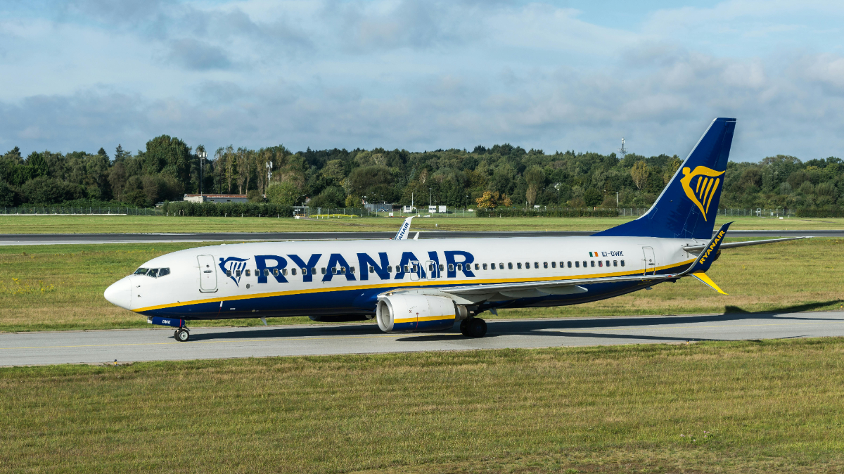 Megtiltaná a Ryanair vezére, hogy alkoholt fogyasszunk a repülőtereken