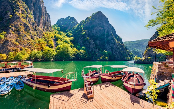 Mo Wu, Shutterstock