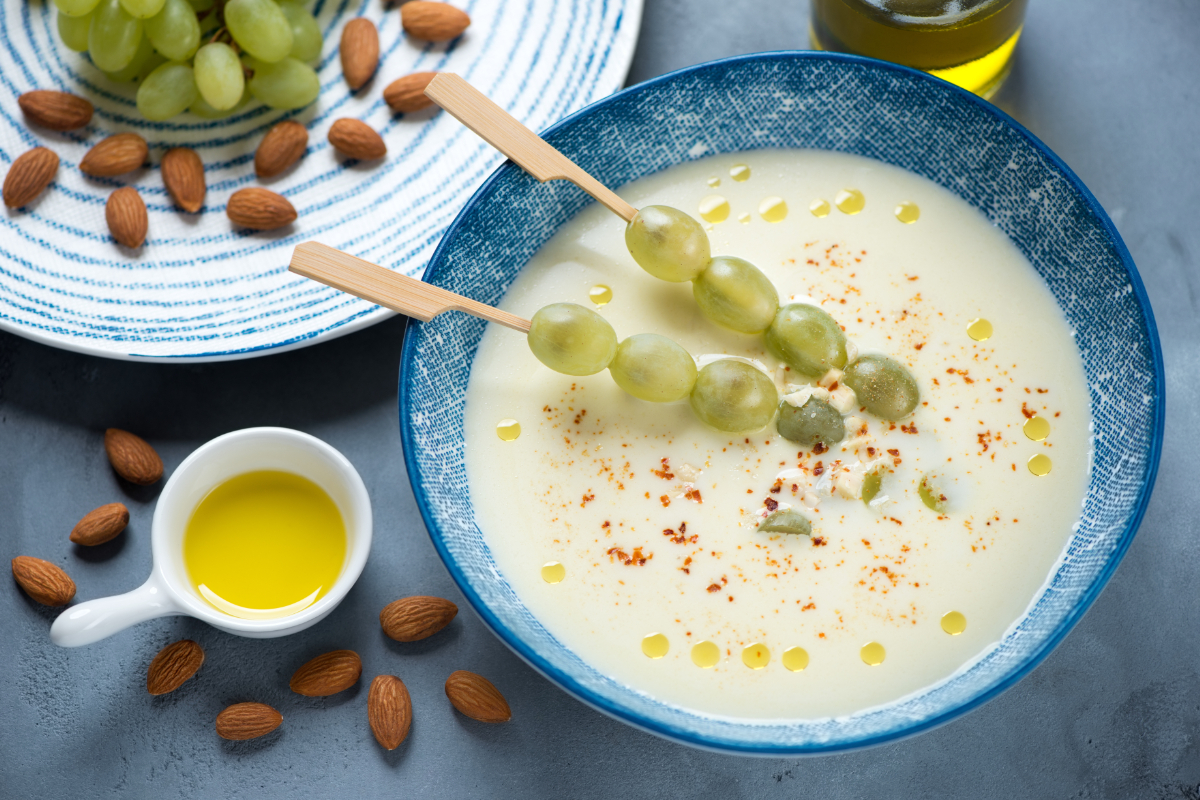 Így készül a gazpacho kevésbé ismert rokona, az ajoblanco