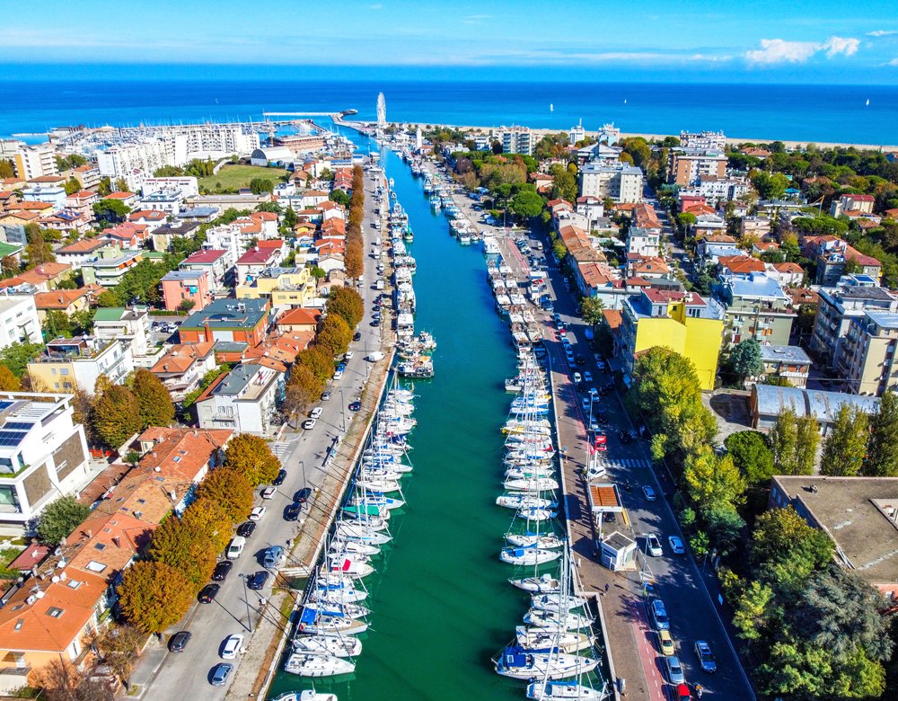 Strand, buli, történelem: Rimini