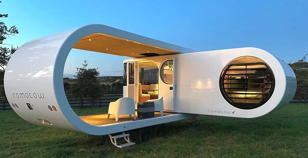 Már kapható a lakókocsi, ami olyan, mint egy minimalista lakás