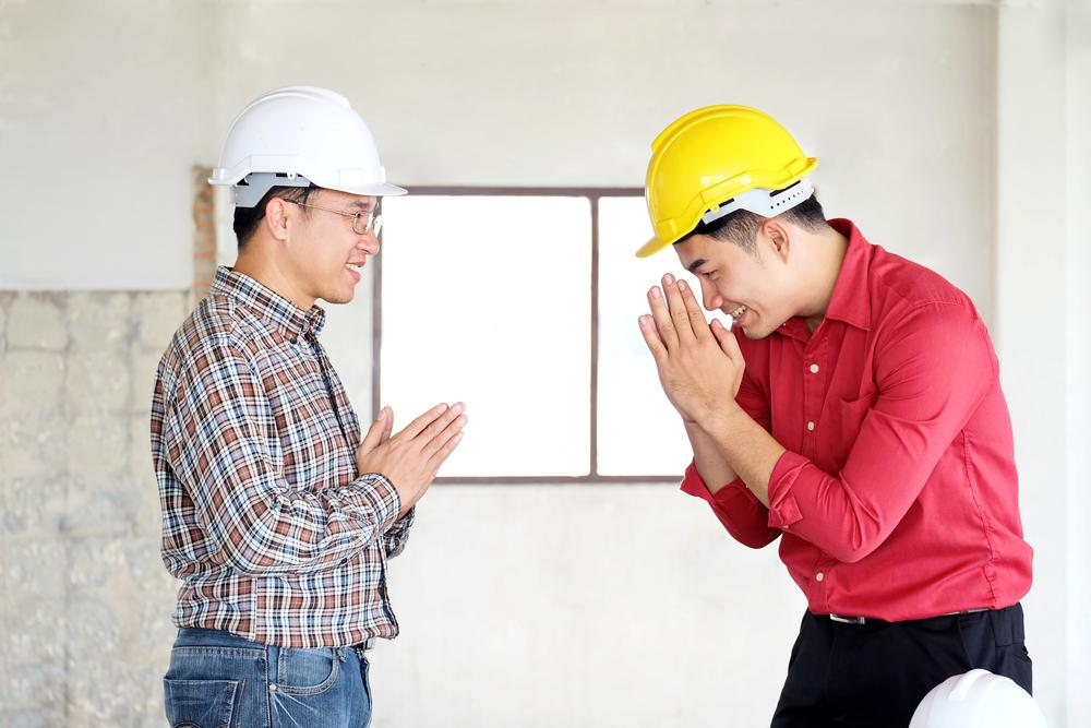 Köpködni szabad? - Illemszabályok a világ körül