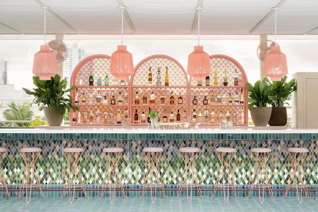 Lélegzetelállító art déco hotel Pharrell Williams-től