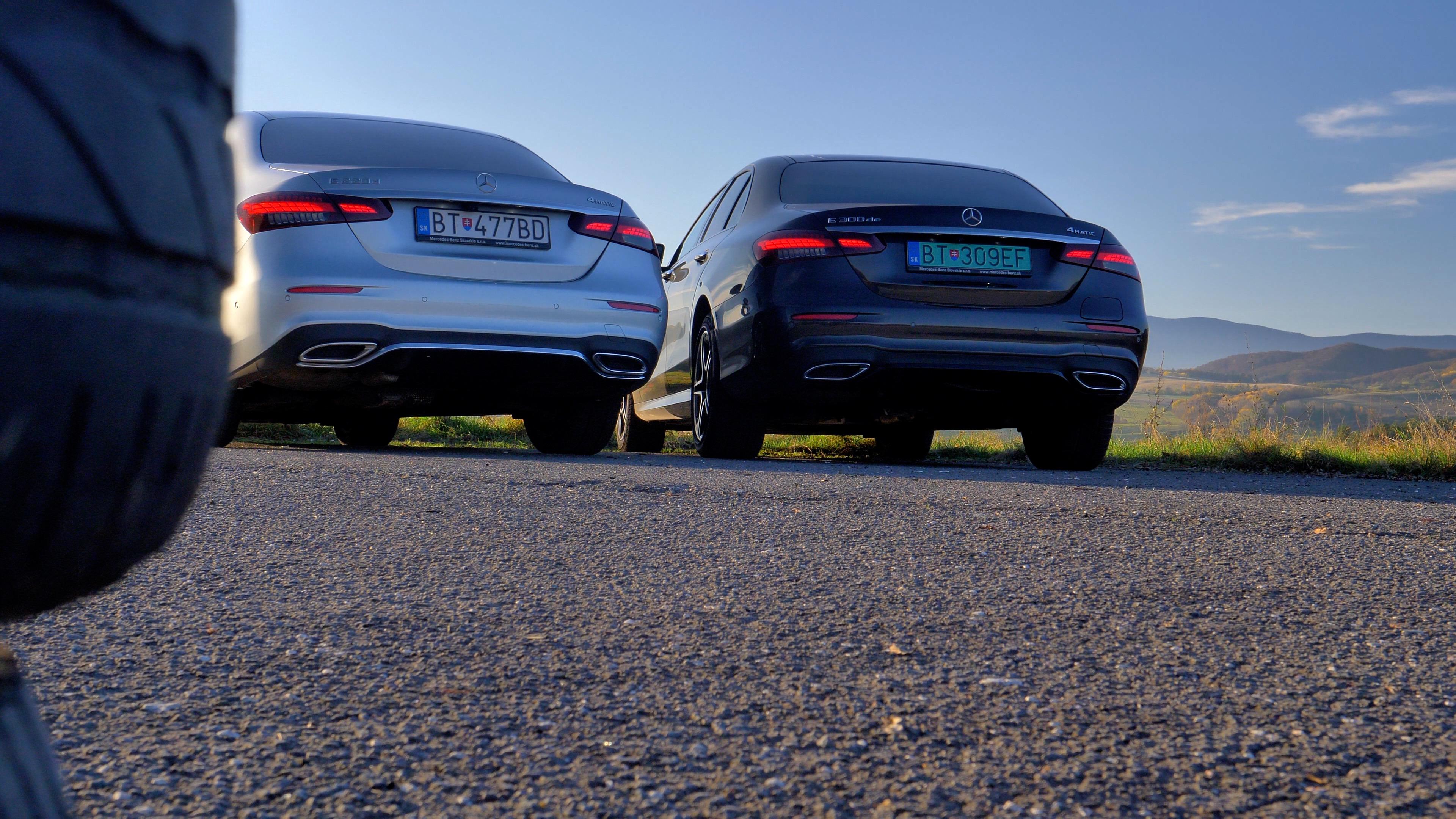 Még mindig autóteszt: az igazság pillanata a két Mercedesről